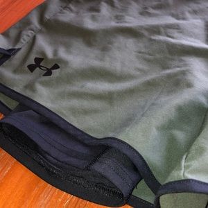 Men’s running shorts